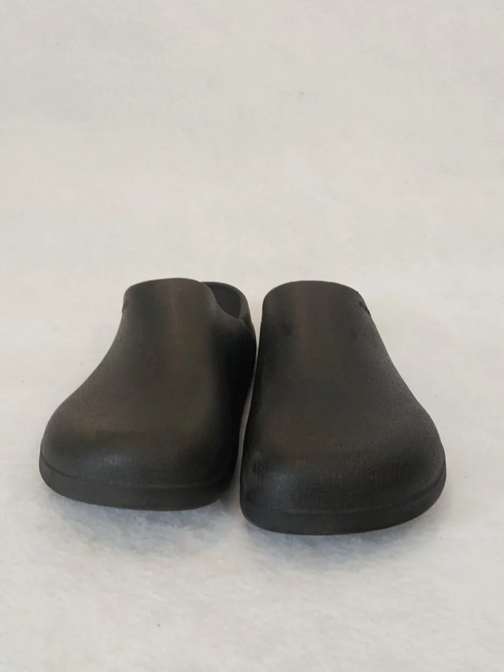 CROCS Black Clogs Mens 10 Womens 11 DYLAN Slip On Mules Comfort Slides 209366